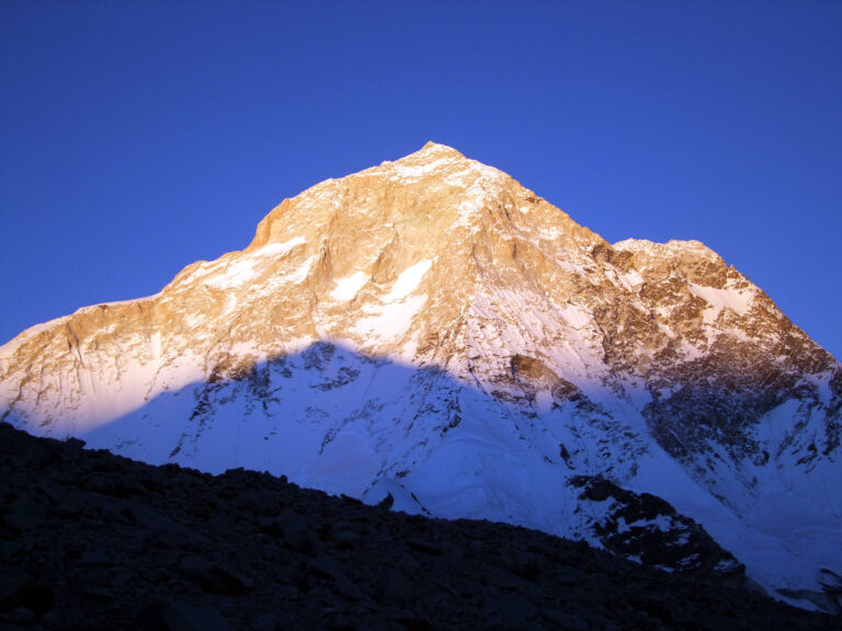 Makalu BC